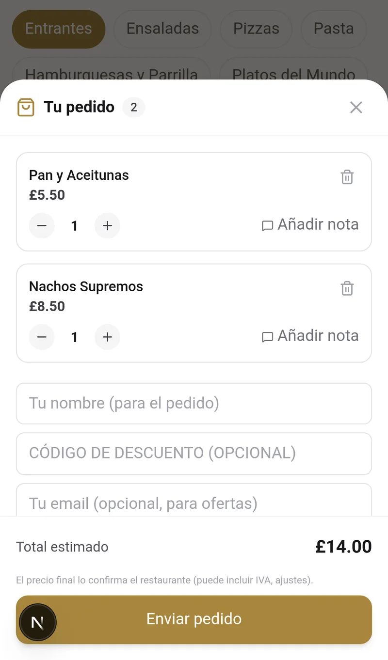 Carrito del cliente con productos, notas, codigo de descuento y boton de enviar pedido